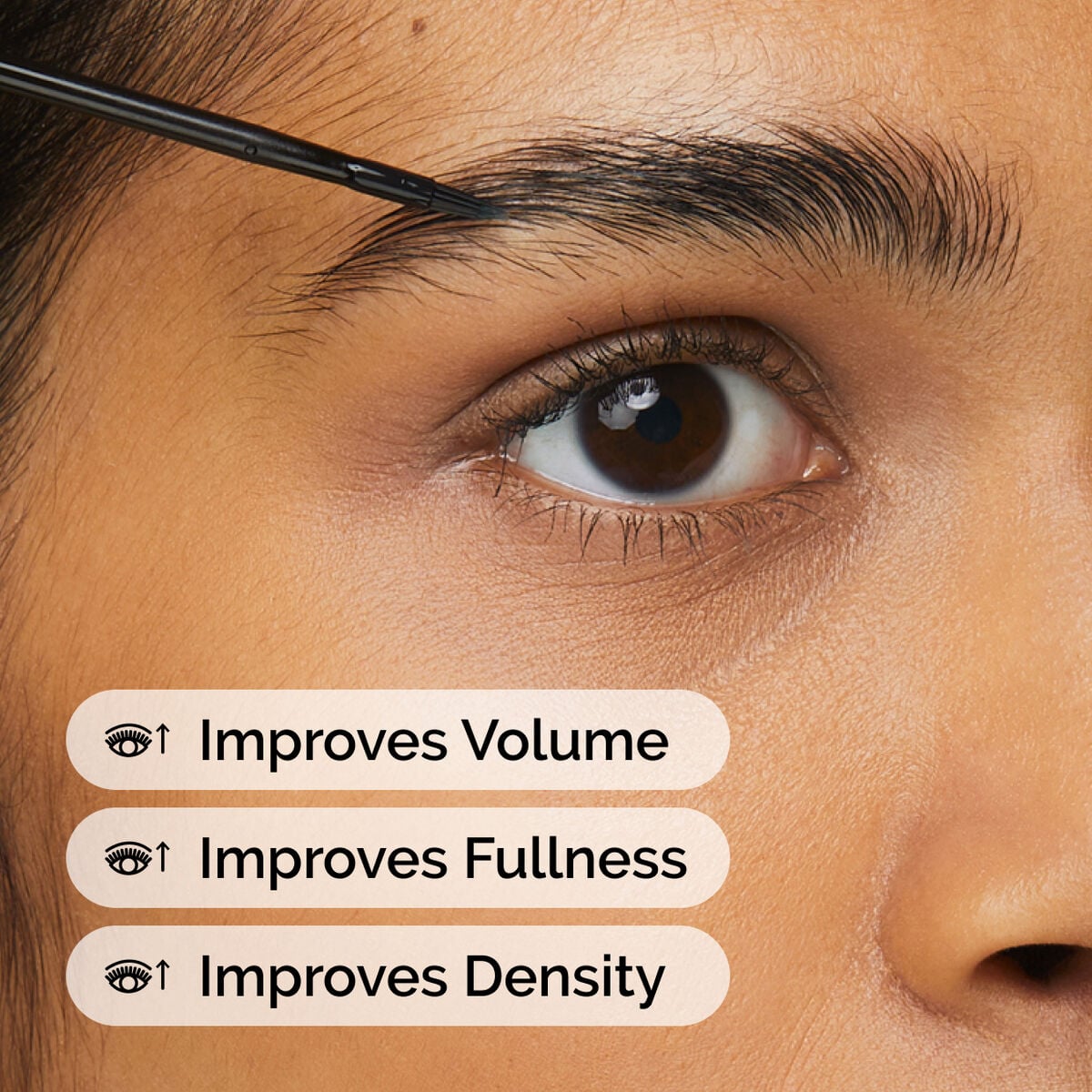 multi-peptide-lash-and-brow-serum-i3 ord-multi-peptide-lash-brow-model-application-with-benefits.jpg